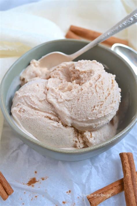 Homemade Cinnamon Ice Cream ~ Two Sugar Bugs