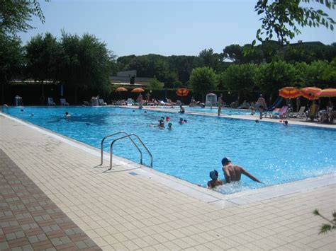 Book your holiday to italy with campingselection! Camping Malibu Beach in Jesolo, Italië | Zoover