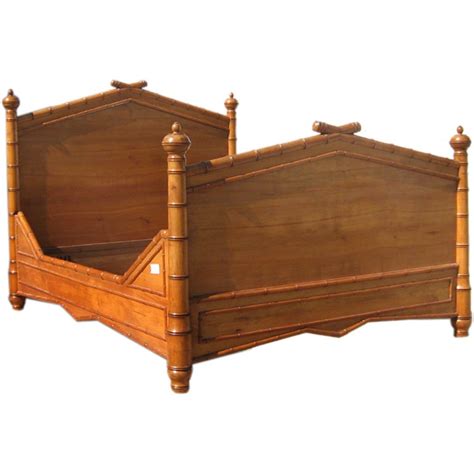 Check out our bamboo bed selection for the very best in unique or custom, handmade pieces from our beds & headboards shops. Antique Faux Bamboo Bed at 1stdibs