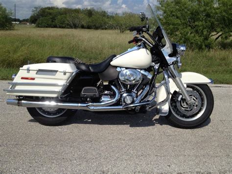Dimensions ground clearance 5.12 in. Buy 2006 Harley-Davidson Road King POLICE Touring on 2040 ...