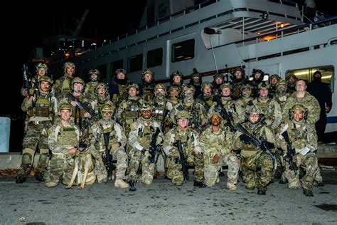 Us Coast Guards Maritime Security Response Team Msrt From Virginia