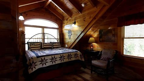 Making memories with family, friends or even colleagues is more than half the fun of any vacation or retreat. "C'Mon Inn" 6—Bedroom Luxury Pigeon Forge Cabin - Cabins ...