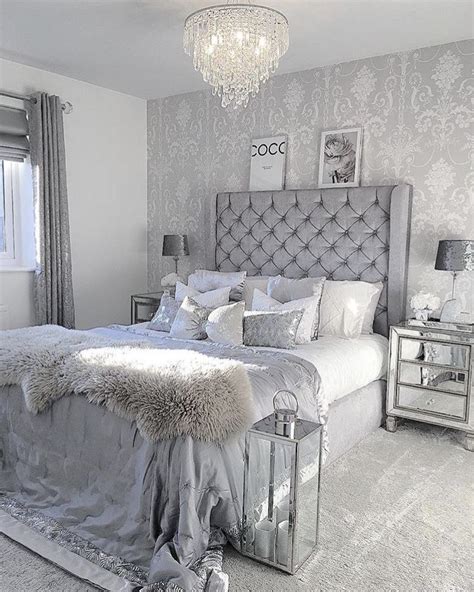 Glam rooms | how to decorate a room. Pin by ★.•°˚Ƥ⍲σℓ⍲˚°•.★ on BEDROOMS | Silver bedroom, Cozy ...