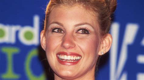 The Stunning Transformation Of Faith Hill