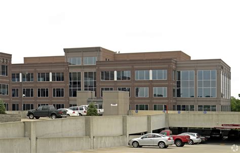 555 Maryville University Dr Saint Louis Mo 63141 Office For Lease