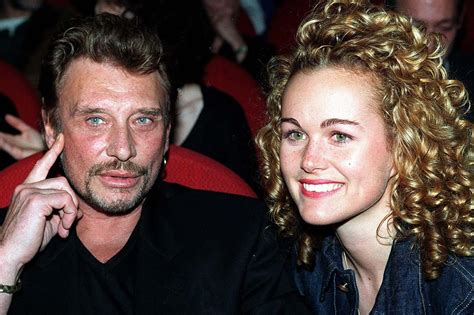 Et comme c'est un amour fou avec son homme. 03/24 2016 johnny et laeticia : 20 ans de mariage