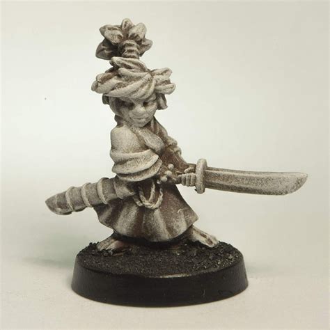 Stonehaven Halfling Samurai Female Miniature Figure For 28mm Scale