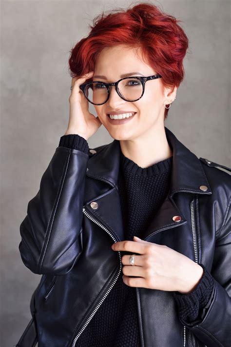 The most suitable hair styles allow the hair to move around easily and individual strands fall into the face. What Color of Glasses Would Look Good With My Hair Color ...
