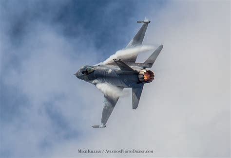 Fly Along With The Us Air Force 2016 Viper Demo Team