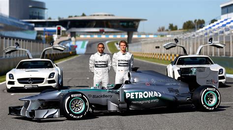 Les tops, les flops et les interrogations après le grand prix du portugal. Mercedes W04 Formula 1 Car Showcased at Jerez - autoevolution