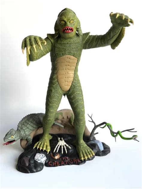 Vtg Pro Built Painted Creature From The Black Lagoon Aurora Monster