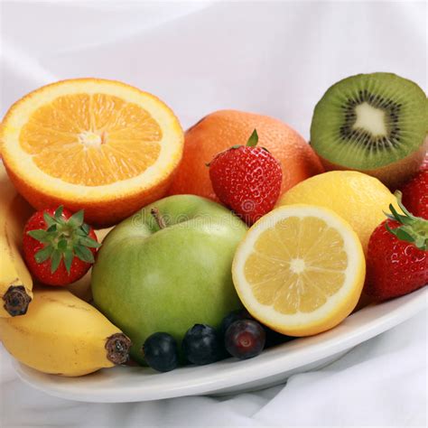 Plate With Fresh Fruits Stock Photo Image Of Berry Healthy 32457766