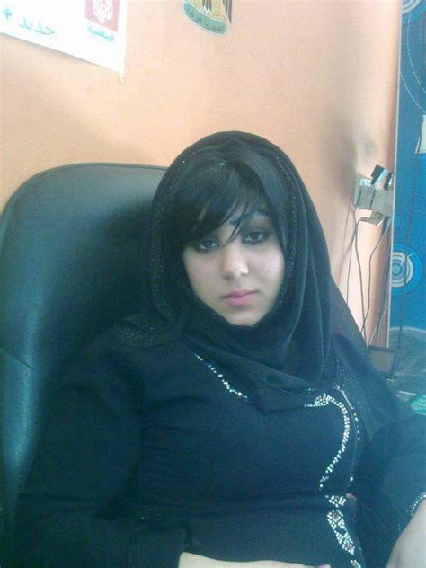 Collection Of Beautiful Arabian Girls Photos Cute Omani Girl In Black