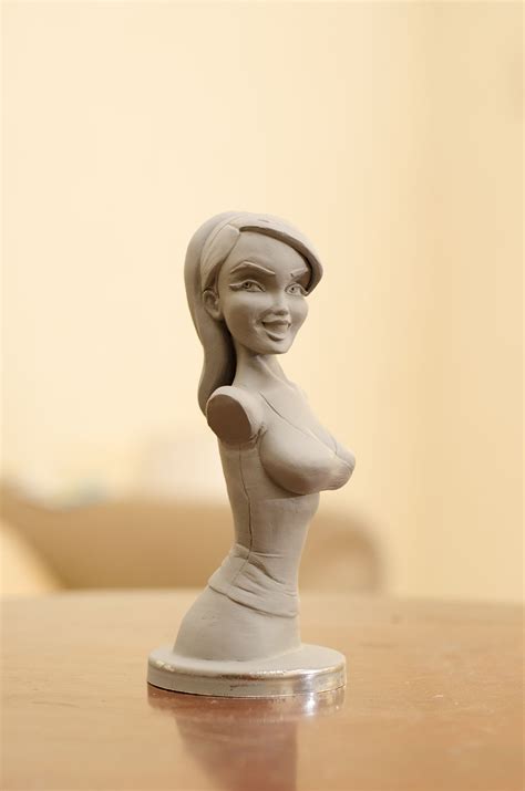 Animated Gwen Stacy Clay Sculpture On Behance Esculturas