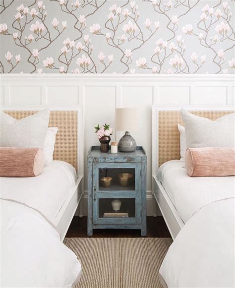 Wallpaper Decor Ideas For Bedroom Home Design Adivisor