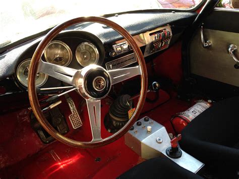 Preparation is the most important part in any. Interior modification in a classic racer | ViaRETRO