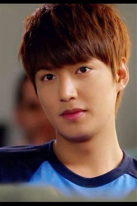 Lee championed close collaboration between comic book writers and artists. Lee Min Ho as Kim Tan | Lee min ho, Lee min ho photos, Lee min