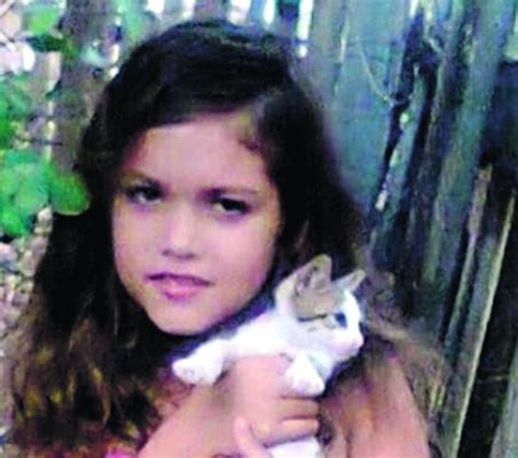 Menina De 11 Anos é Encontrada Em Morta Em Matagal Com Corpo