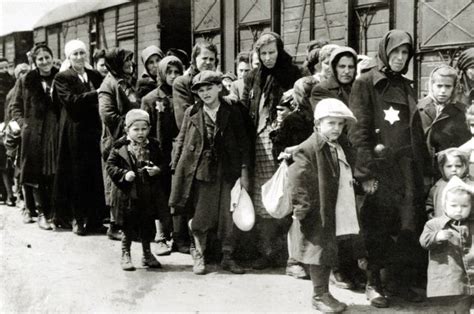 Liberación De Auschwitz La Dramática Historia De Los Sonderkommandos