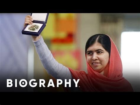 Yousafzai shared the prize with kailash satyarthi, a children's rights activist from india. Malala yousafzai english | über 7 millionen ...