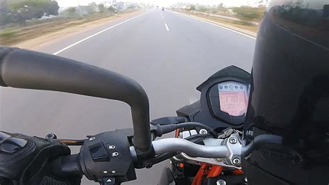Thanks to our friend dimitri for giving us the chance to ride his beast! KTM Duke 390 Top Speed (India) 180 Km/h - 111 mp/h. - YouTube