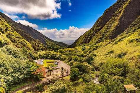 Where To See Autumn Colors Across Hawaii