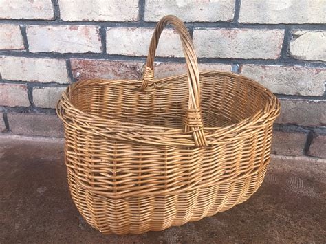 Maya sunny honey 100% raw macadamia crunch 300g. Vintage Market Basket, Large Wicker Basket, Basket with ...