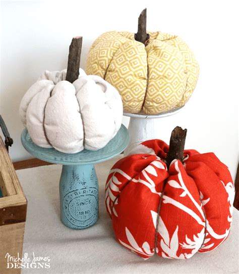 Fabulous Diy Fabric Pumpkins To Ease Into The Fall Season