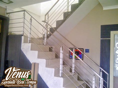 Bagi anda yang berminat menggunakan produk kami dengan pemasangan yang terbaik, maka bisa menghubungi kelebihan pagar teralis berbahan stainless steel. Railing tangga stainless steel - Venus Pagar Besi Tempa ...