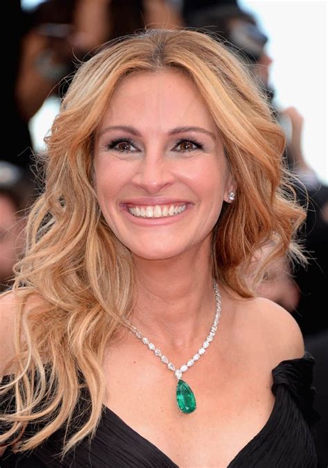 Julia Roberts Gossip Latest News Photos And Video