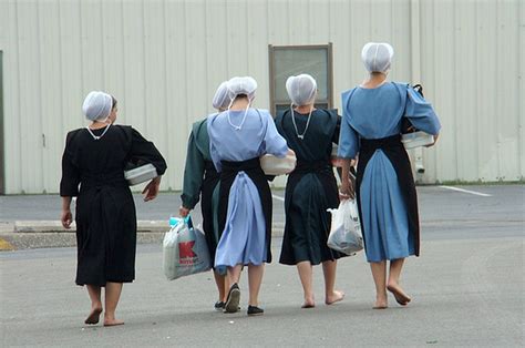 Everything You Want To Know About Amish Clothing Timber To Table