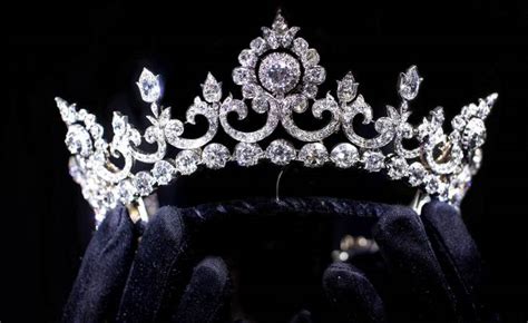 A Subasta La Tiara De Anglesey La Joya Del Polémico Marqués Henry