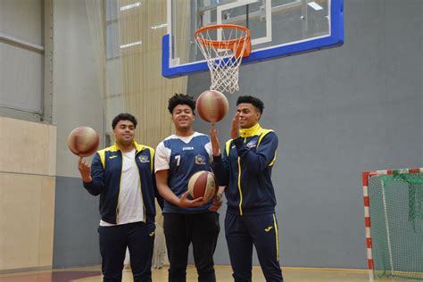 Am vergangenen sonntag, 13.10.2019, traf der skn st. SKN Basketball St. Pölten: Brüder Kaltenbrunner - Drei ...