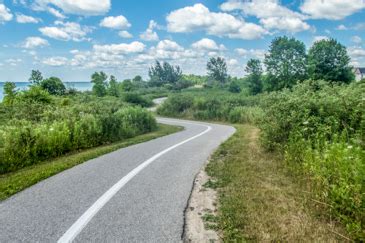 Der ontariosee ist der flächenmäßig kleinste der fünf großen seen nordamerikas, die miteinander durch flussläufe verbunden sind. Rund um den Ontariosee - Leben und Fahrradfahren in Ontario
