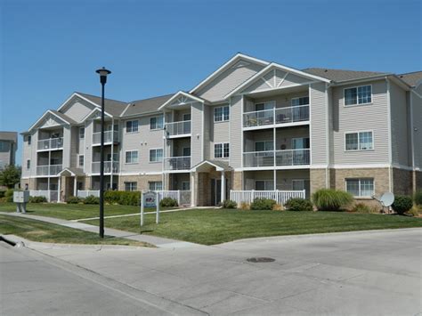Chateau terrace apartments, located in southeast lincoln, nebraska, features spacious one bedroom and two if cost is a factor while searching for 1 bedroom apartments in lincoln, consider which floor you will live on. Park Ridge Apartments For Rent in Lincoln, NE | ForRent.com