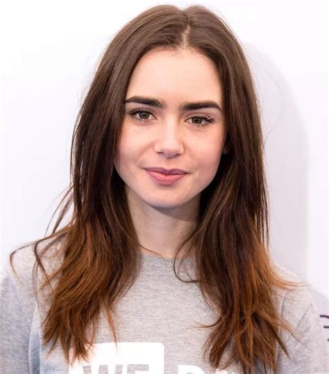 Natural Makeup Looks Lily Collins Fluttery Lashes And Bold Brows