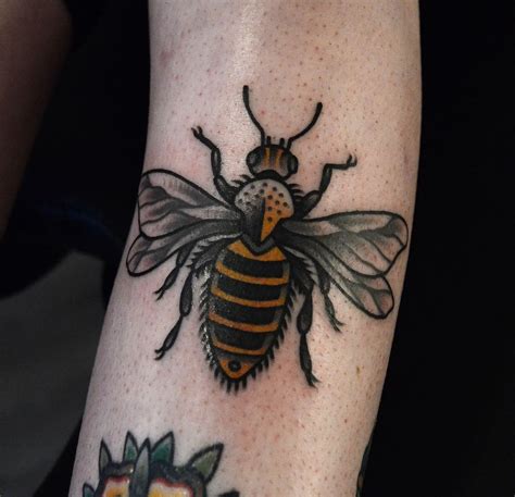 Bee By Philip Yarnell Tattoos Bee Tattoo Insect Tattoo