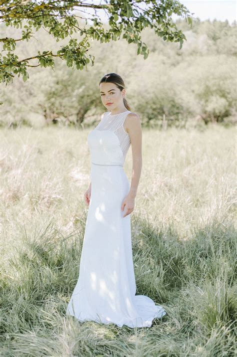 Maybe you would like to learn more about one of these? Boho-Brautkleid aus fließendem Stoff aus der 2018er ...