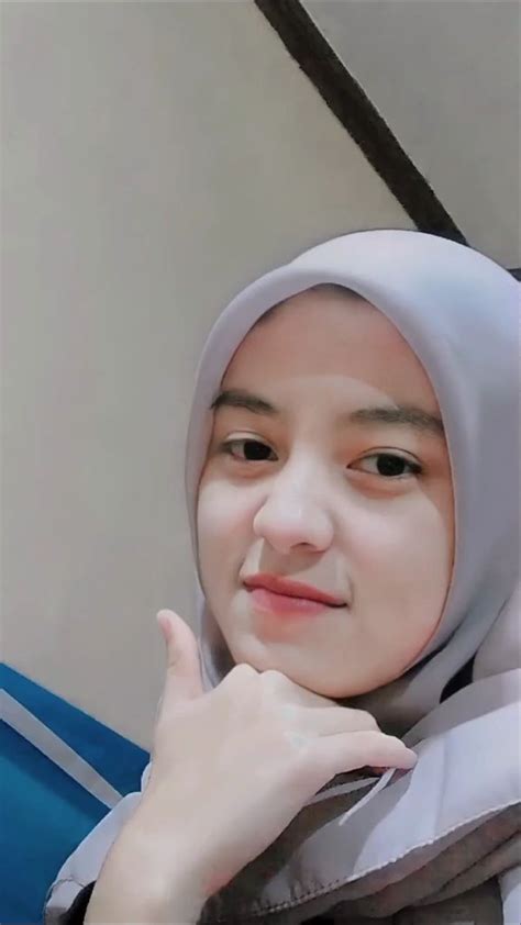 Hijab Indonesia Beautiful In 2022 Cute Girl Face Cute Girl Photo