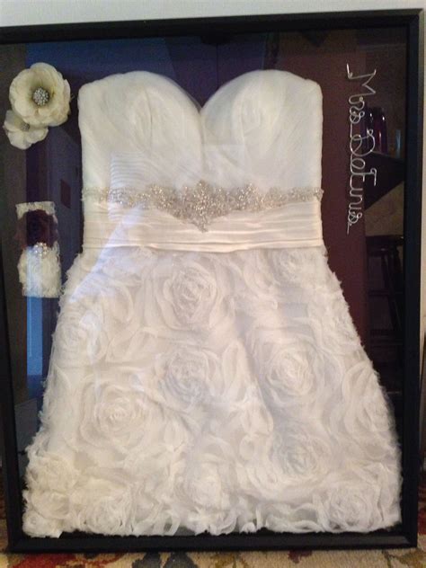 Who buys the bride's wedding ring? Wedding dress shadow box to enjoy my dress, headpiece and ...