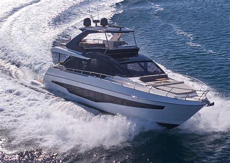 Astondoa Flybridge Yachts Luxury Yachts Designed For Entertaining