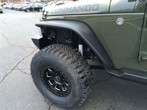 Driver Side Front Fender On 2016 Jeep Wrangler Unlimited With Commando