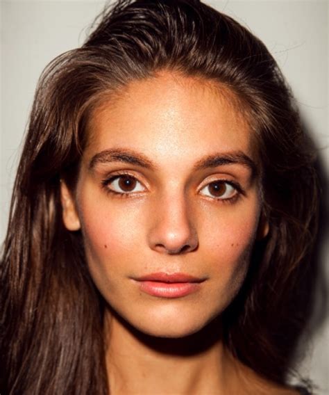 caitlin stasey biography age please like me tomorrow when the war began movies and tv shows