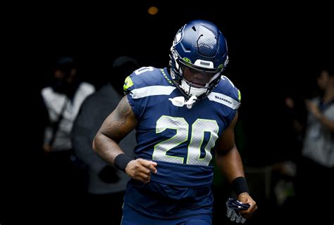 Seahawks Likely To Place Rashad Penny On Ir With Calf Injury