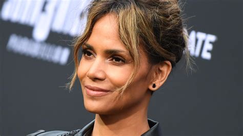 Halle Berry Hits Back At Bad Sex Rumour