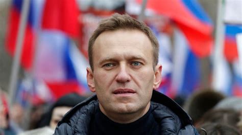 Alexei Navalny Poisoning Video Purportedly Captures Putin Critic
