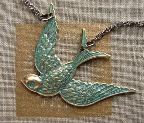 Bird Necklace Bird Charm Necklace Pretty Jewellery