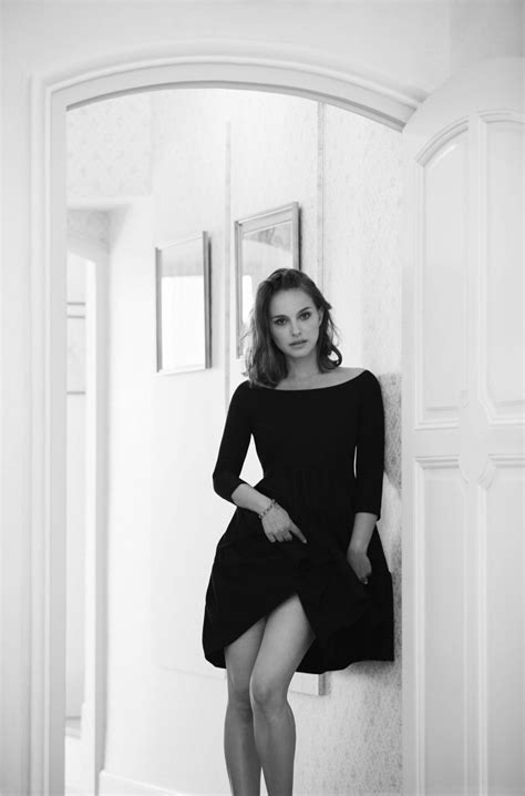 Natalie Portman Charms In Chic Styles For Elle South Africa