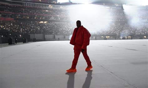 Pearly Schlagen Lizenz Kanye West First Music Video Kann Achse Prognose