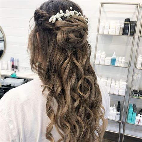 Simple Hairstyle Picture Easy Hairstyle For Wedding Function In 2020